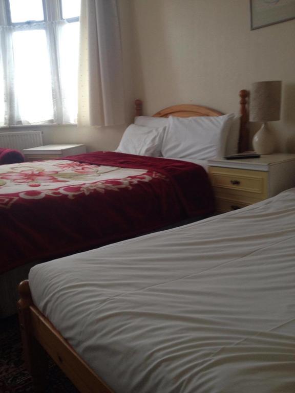 Harrow Bed & Breakfast Room photo